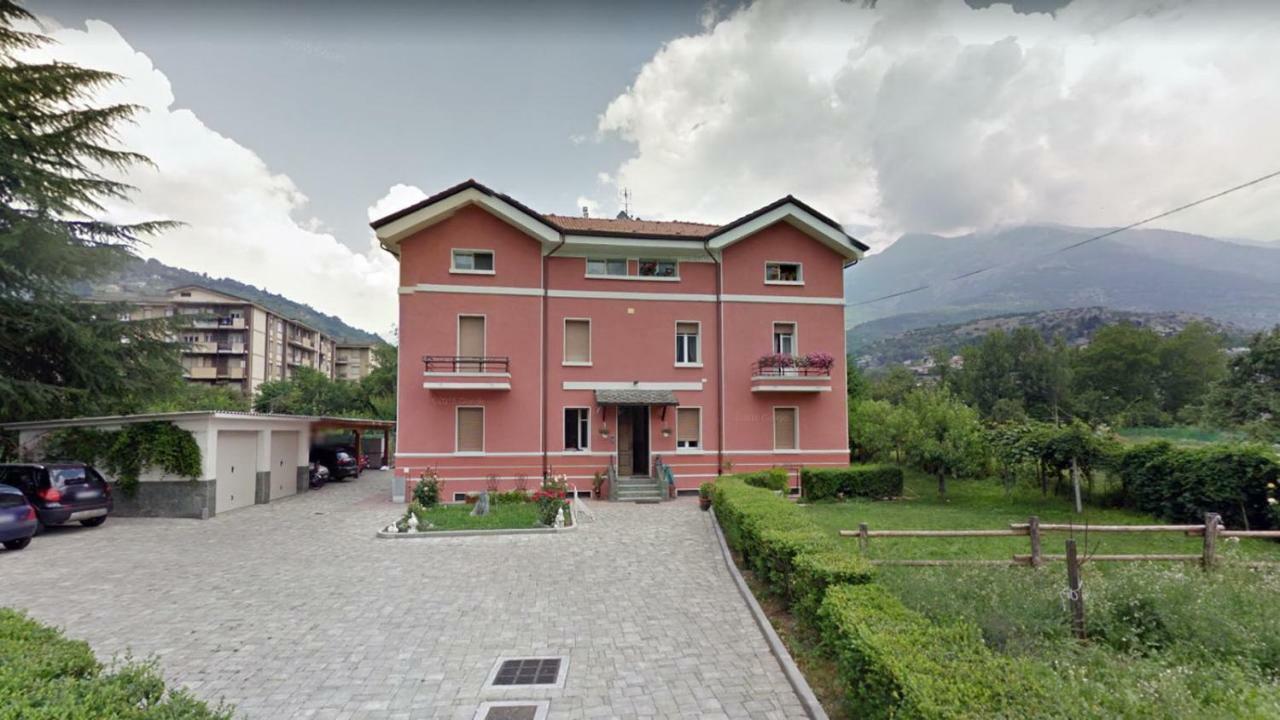 Apartamento Al Borgo Di Sant'Orso - Cir 0342 Aosta Exterior foto